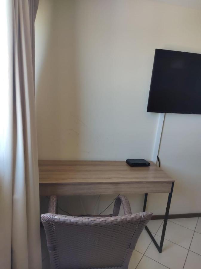 Flat Suite Natal Luaran gambar