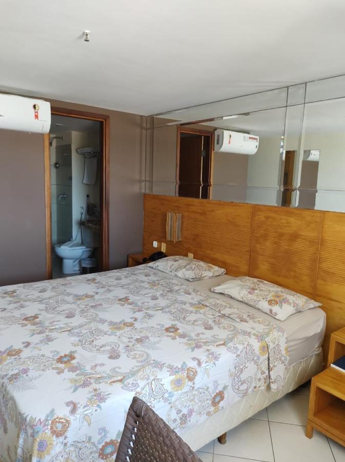 Flat Suite Natal Luaran gambar